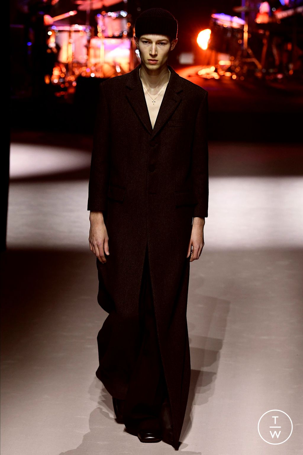 Fashion Week Milan Fall/Winter 2023 look 10 de la collection Gucci menswear
