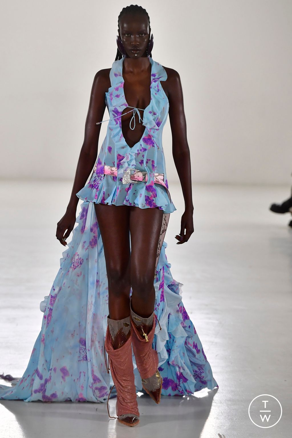 Fashion Week London Spring/Summer 2023 look 30 from the Poster Girl collection womenswear