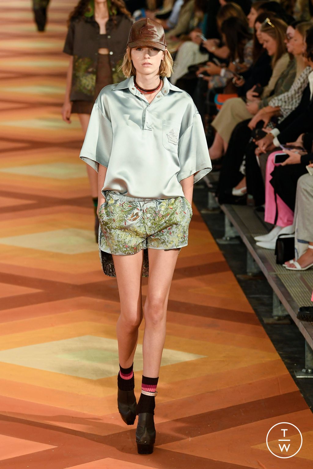 Fashion Week Milan Spring/Summer 2023 look 32 from the Etro collection womenswear