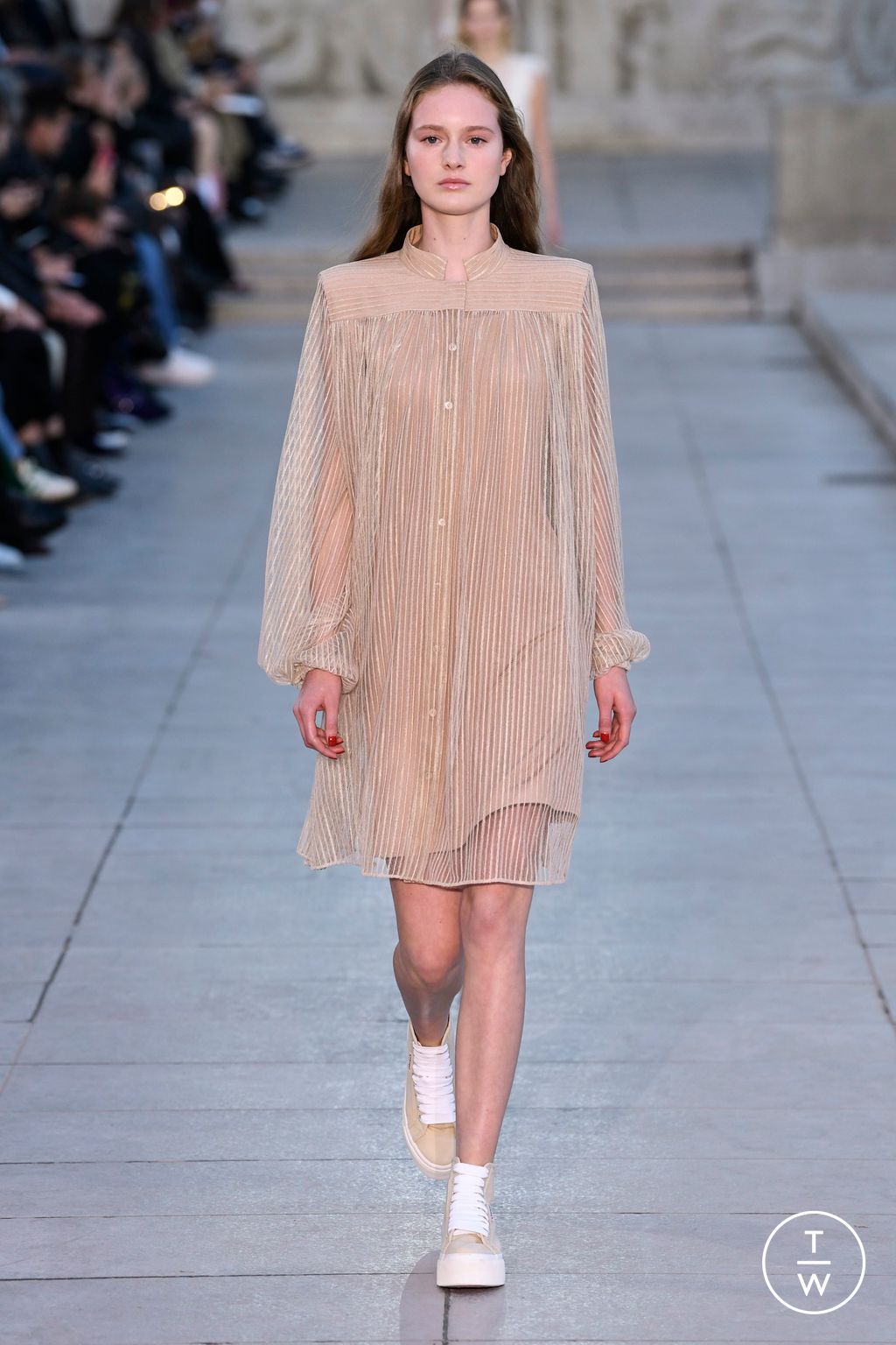 Fashion Week Paris Spring/Summer 2023 look 27 from the Akris collection womenswear