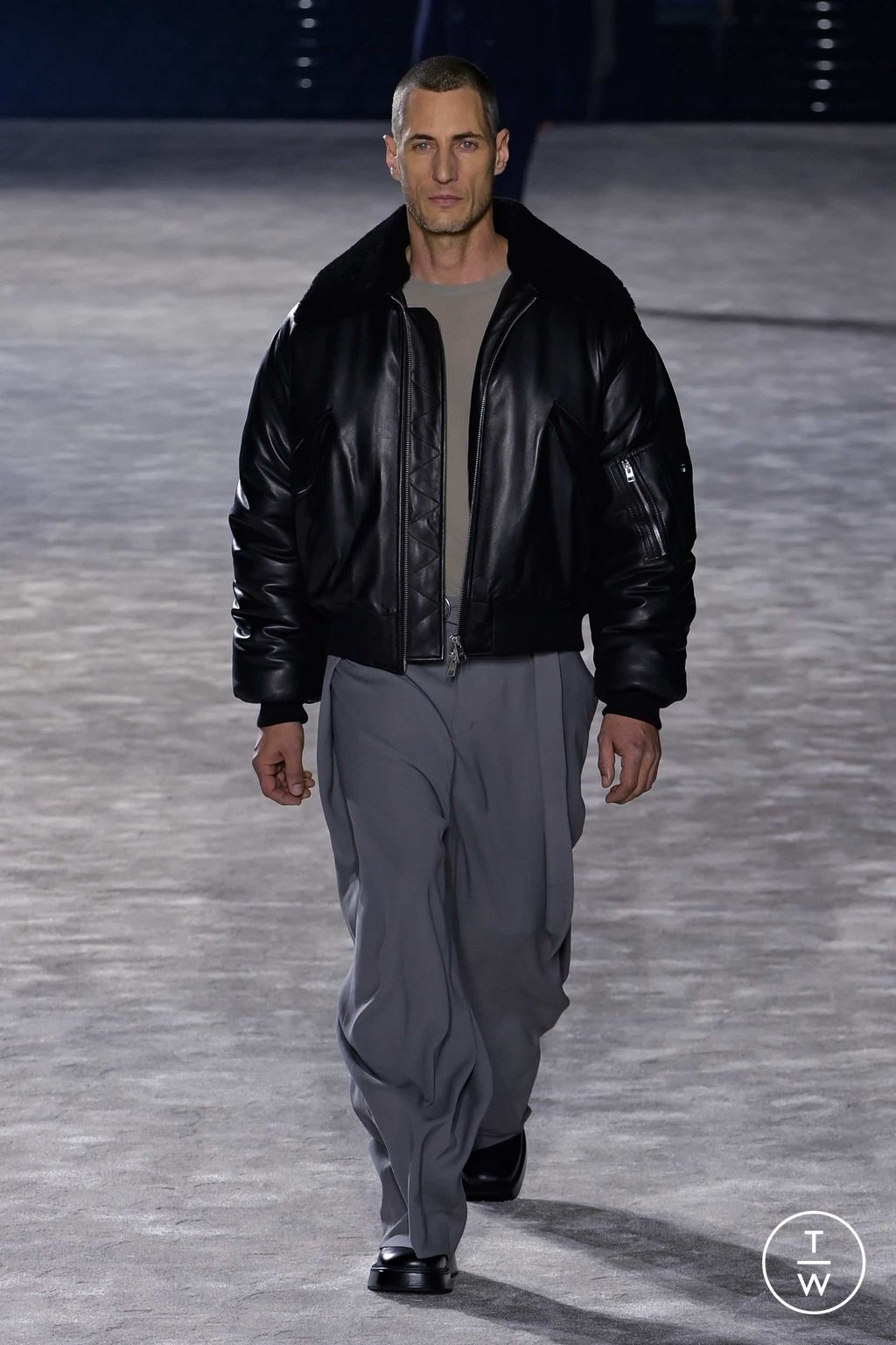 Fashion Week Paris Fall/Winter 2023 look 41 from the Ami collection menswear