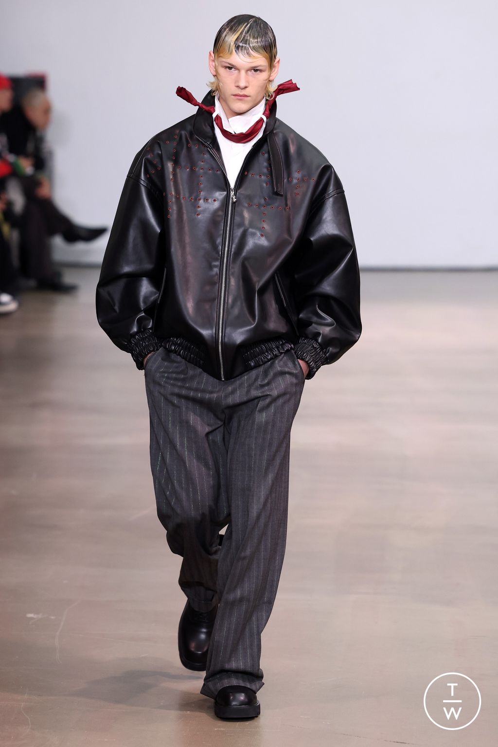 Fashion Week Paris Fall/Winter 2024 look 4 from the 8ON8 collection 男装