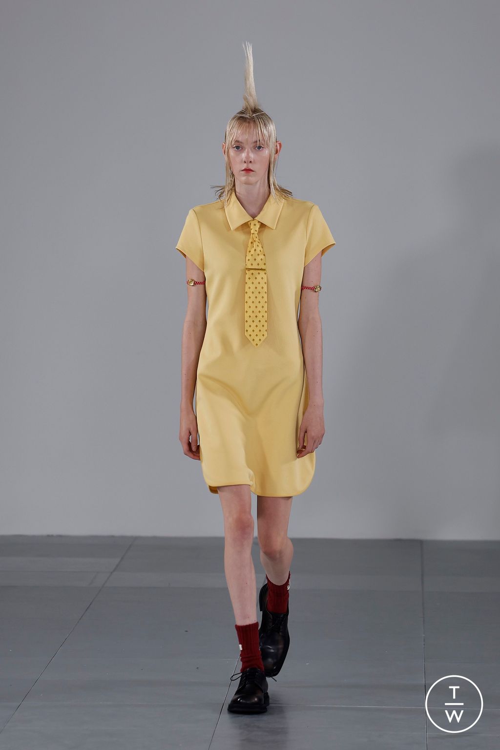 Fashion Week London Spring/Summer 2024 look 6 de la collection 8ON8 womenswear