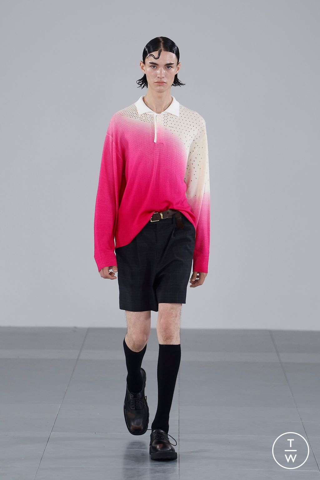 Fashion Week London Spring/Summer 2024 look 14 from the 8ON8 collection 女装