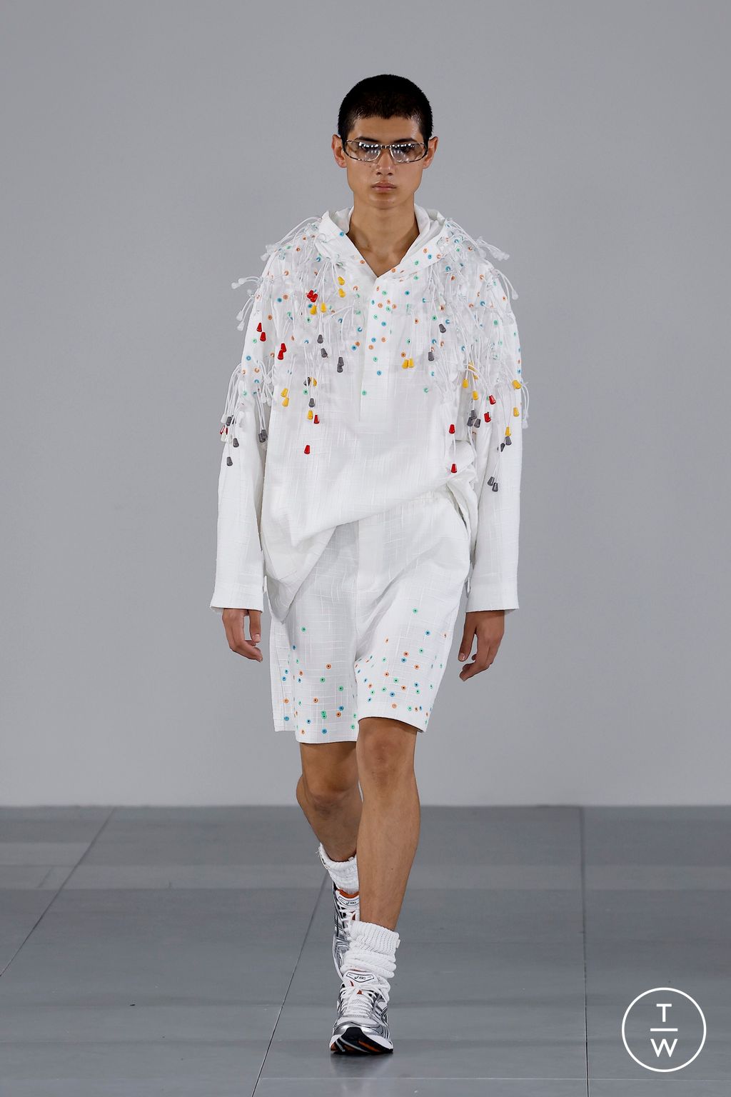 Fashion Week London Spring/Summer 2024 look 29 from the 8ON8 collection womenswear
