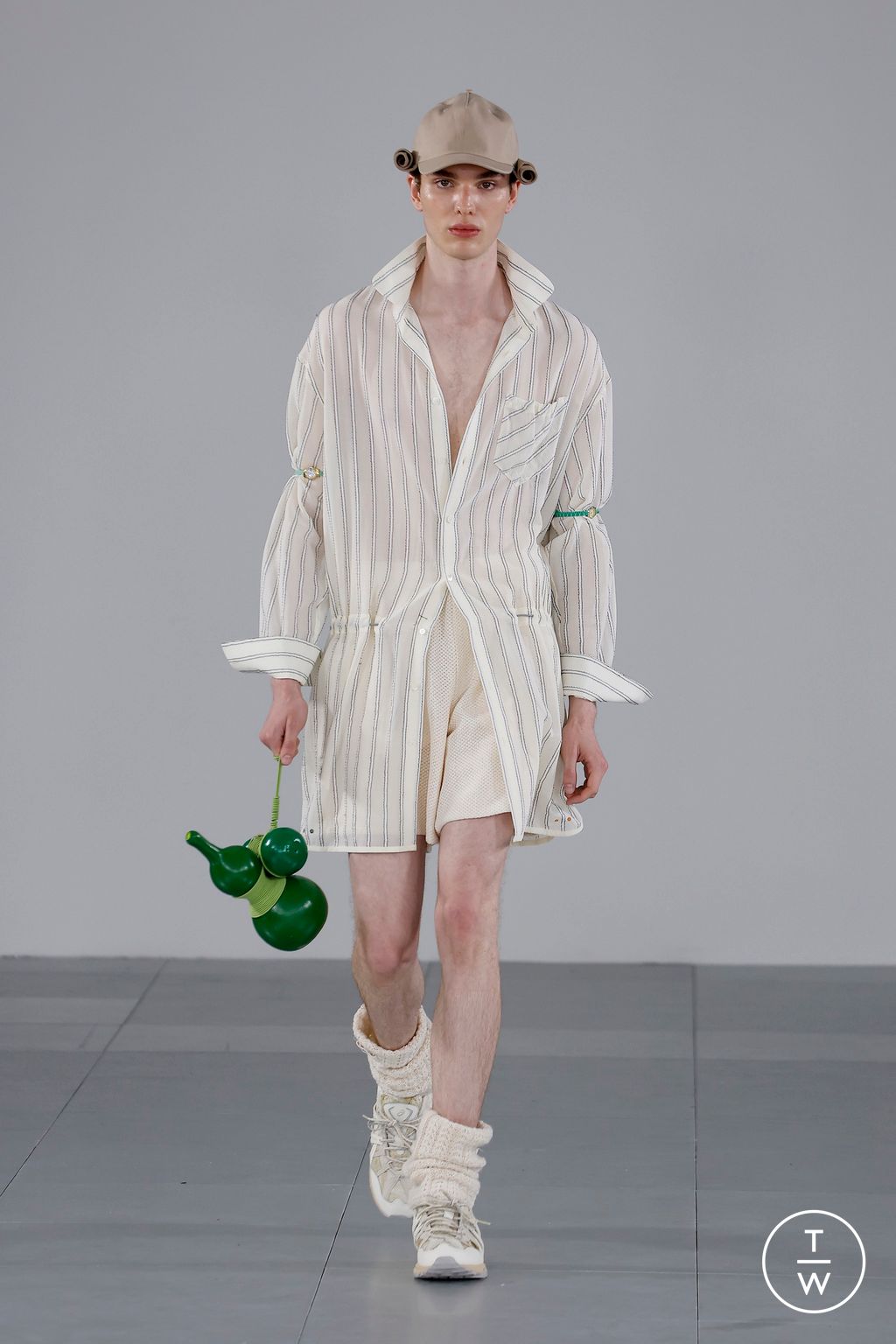Fashion Week London Spring/Summer 2024 look 30 from the 8ON8 collection womenswear