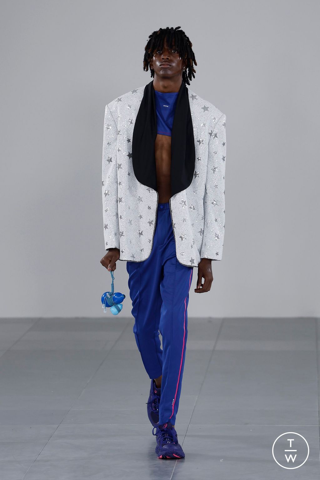 Fashion Week London Spring/Summer 2024 look 31 from the 8ON8 collection 女装