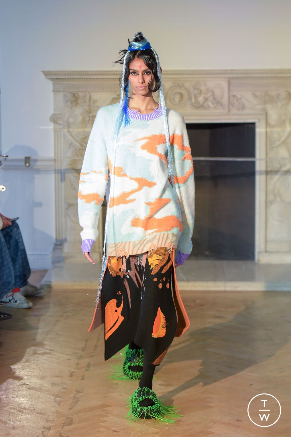 Fashion Week London Fall/Winter 2023 look 9 de la collection Chau Rising womenswear