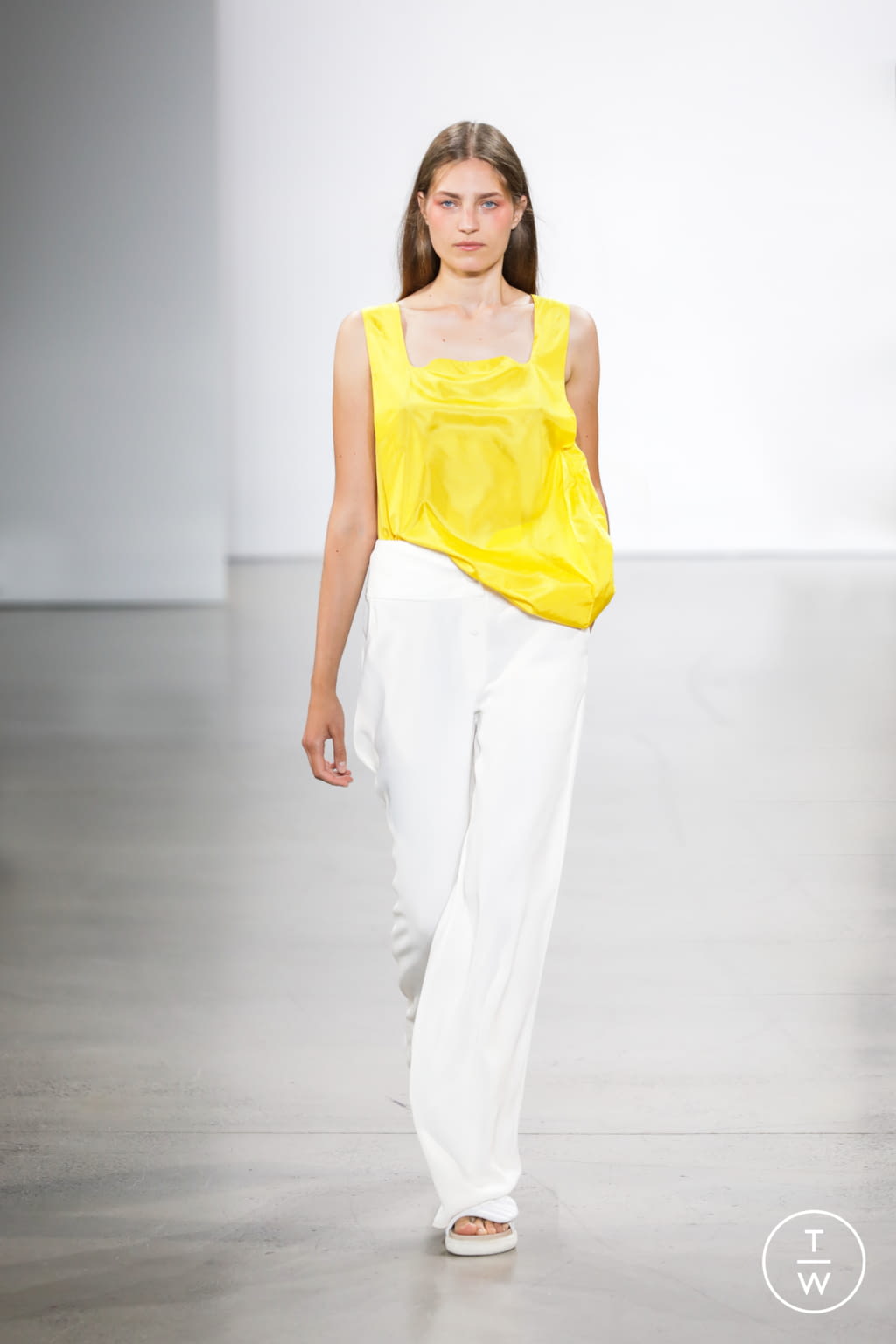 Fashion Week New York Spring/Summer 2022 look 9 from the Bevza collection womenswear