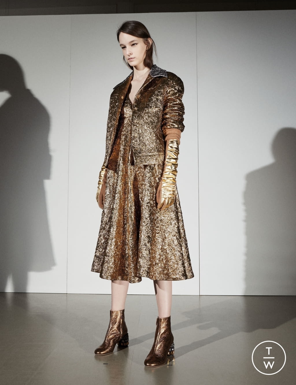 Fashion Week Paris Pre-Fall 2018 look 9 from the Rochas collection womenswear