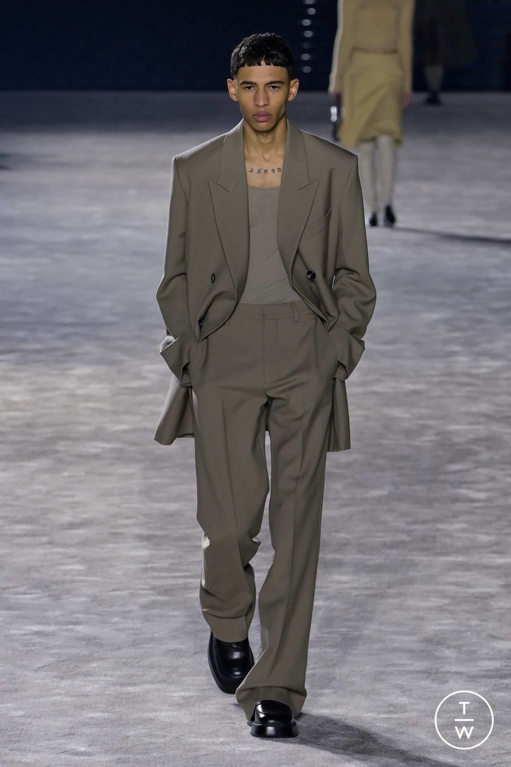 Fashion Week Paris Fall/Winter 2023 look 31 from the Ami collection menswear