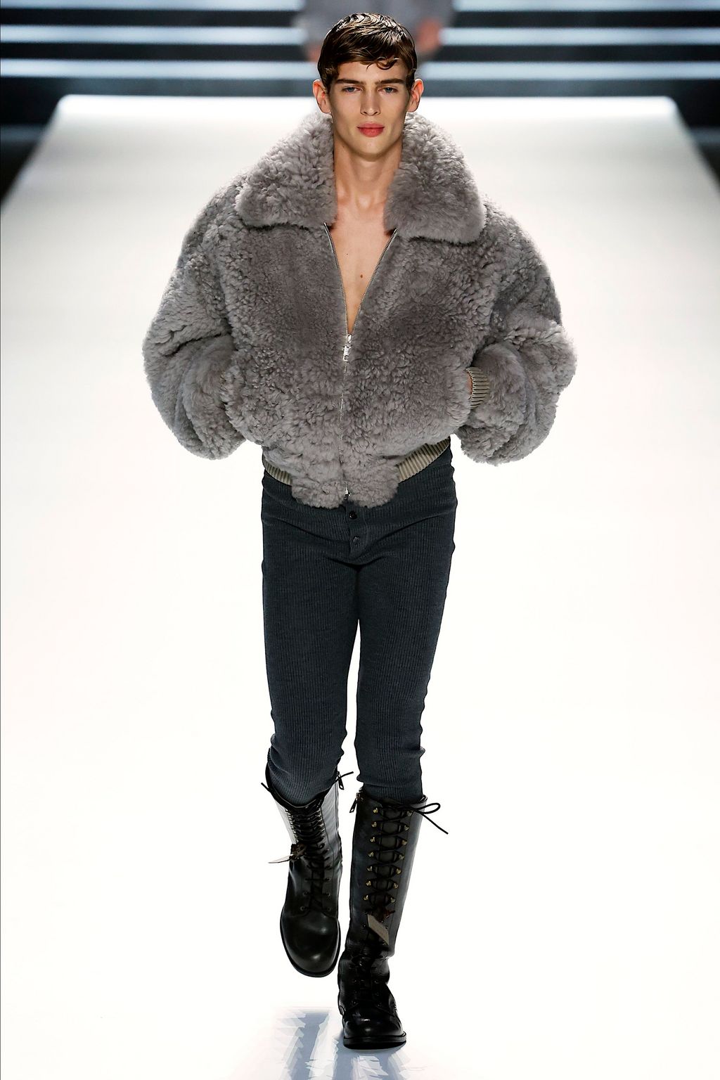 Fashion Week Milan Fall/Winter 2023 look 42 from the Dolce & Gabbana collection 男装