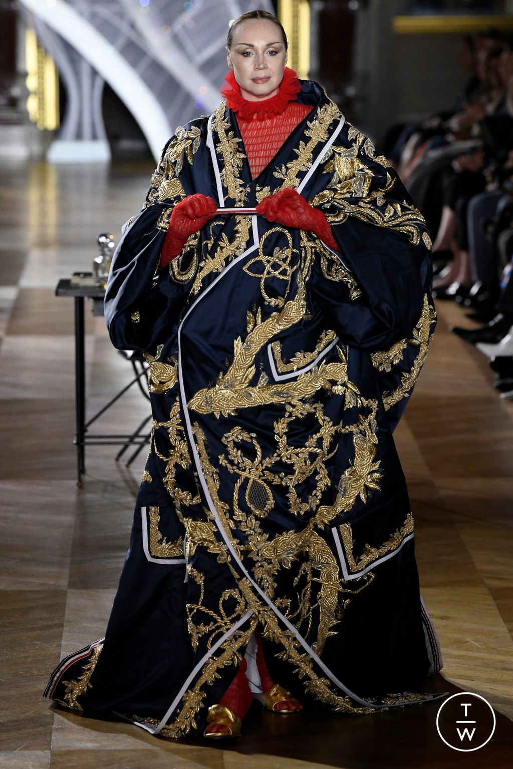 Fashion Week Paris Spring/Summer 2023 look 1 from the Thom Browne collection 女装