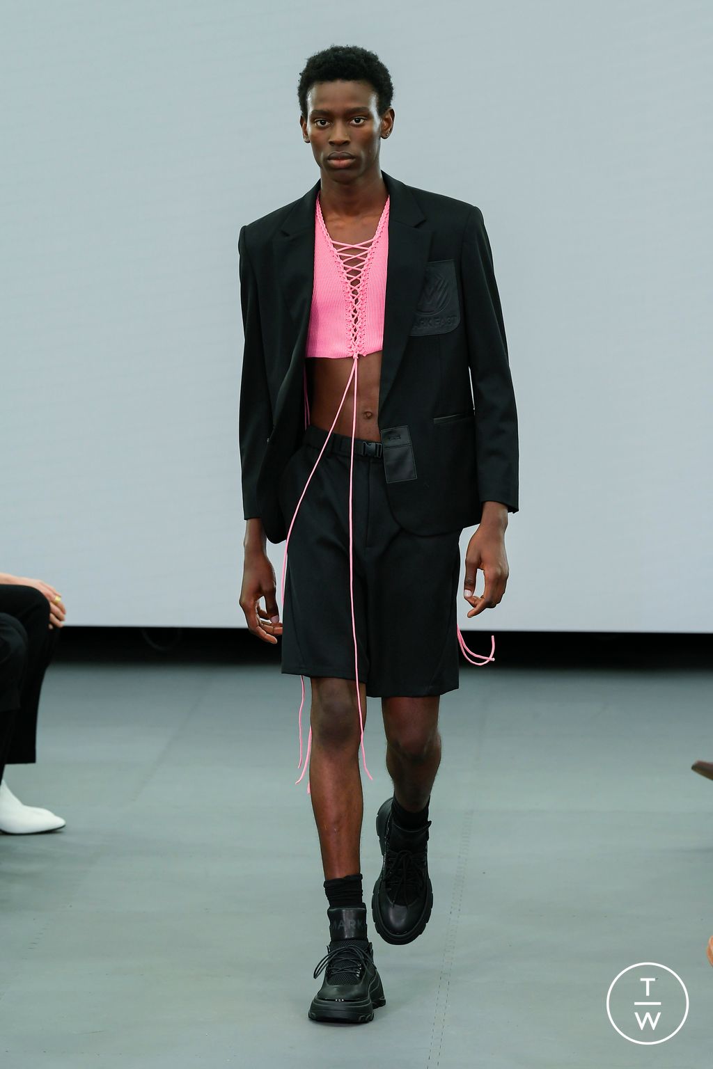 Fashion Week London Spring/Summer 2023 look 28 from the Mark Fast collection womenswear