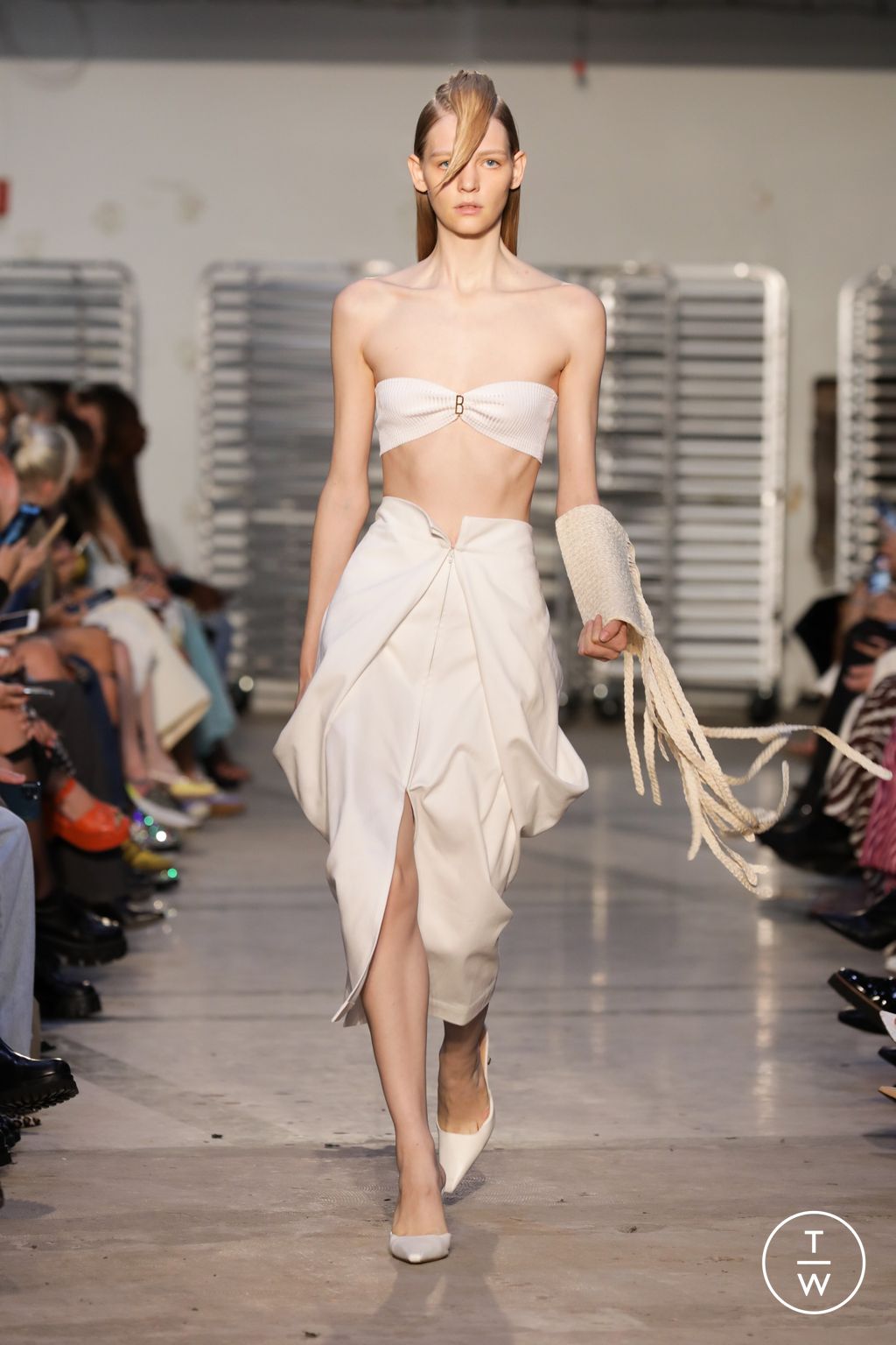 Fashion Week New York Spring/Summer 2023 look 14 from the Bevza collection 女装