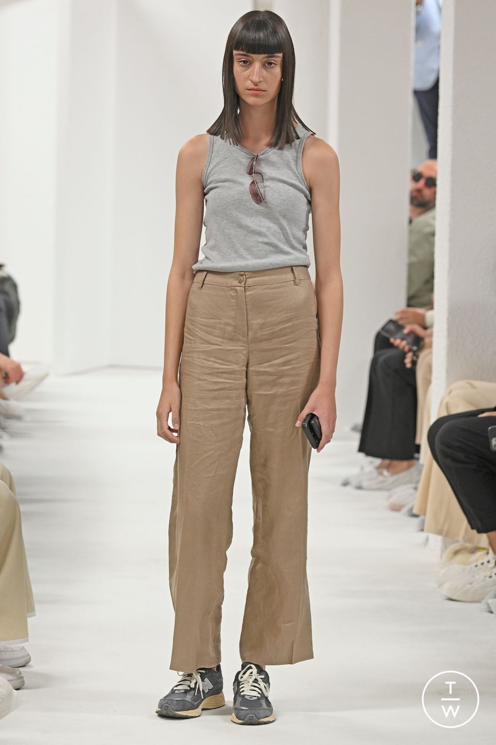 Fashion Week Milan Spring/Summer 2023 look 39 from the Sunnei collection 女装