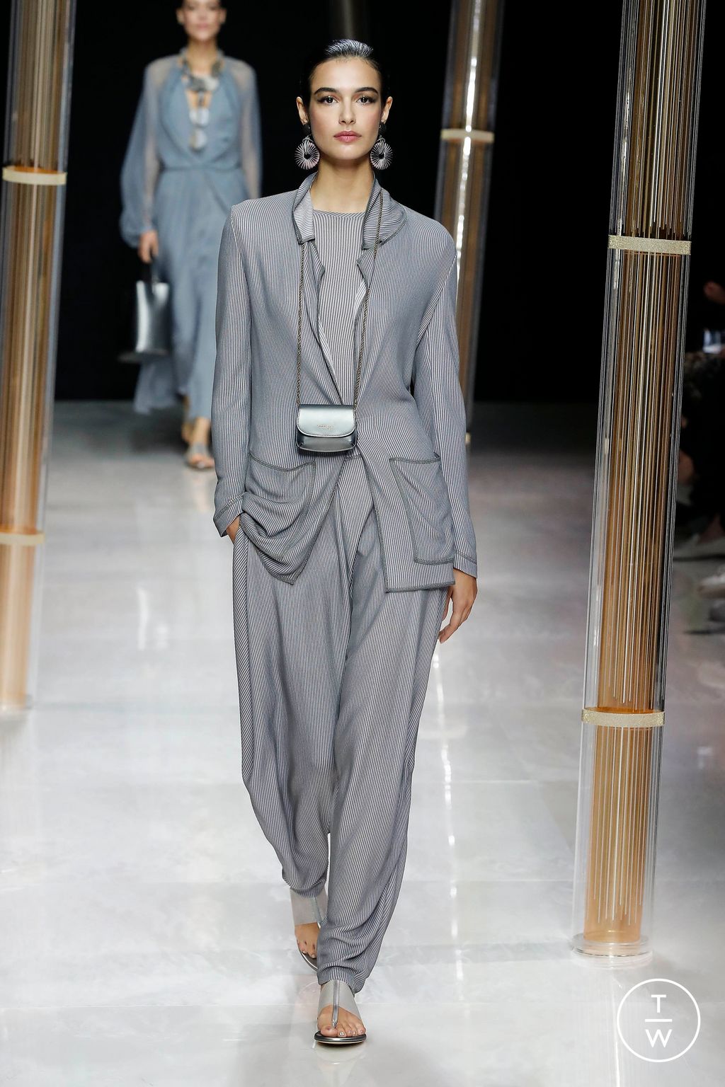 Fashion Week Milan Spring/Summer 2023 look 8 from the Giorgio Armani collection 女装