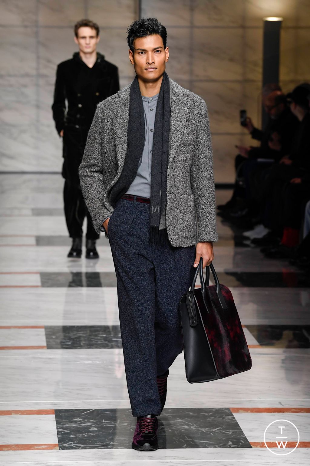 Fashion Week Milan Fall/Winter 2023 look 36 from the Giorgio Armani collection menswear