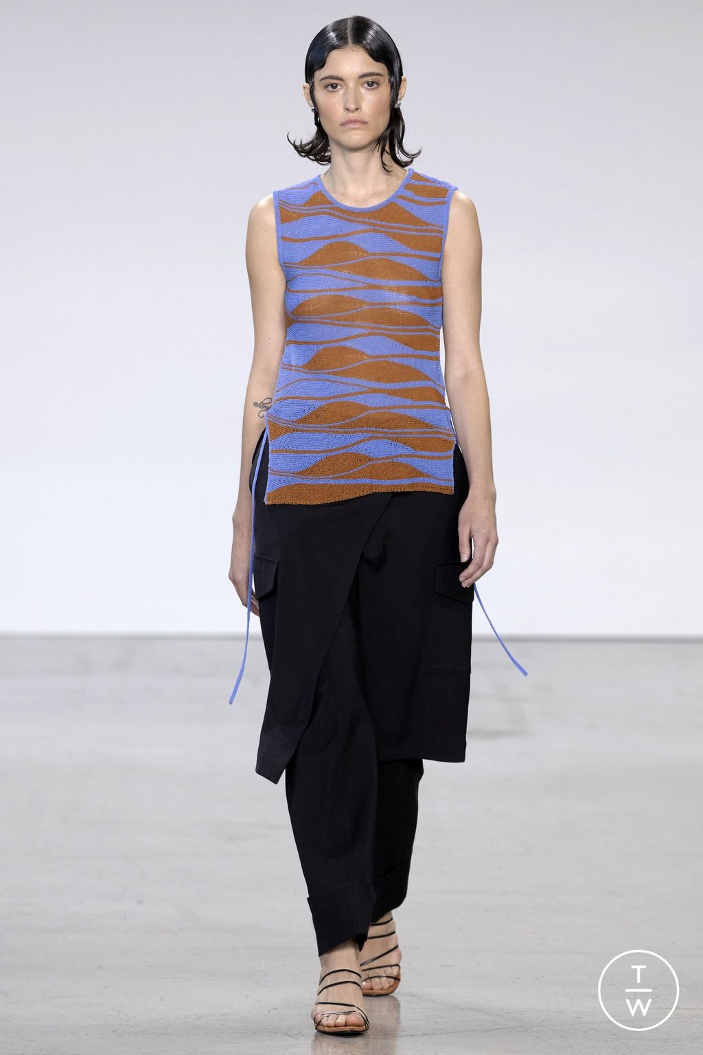 Fashion Week New York Spring/Summer 2023 look 31 from the Deveaux collection 女装