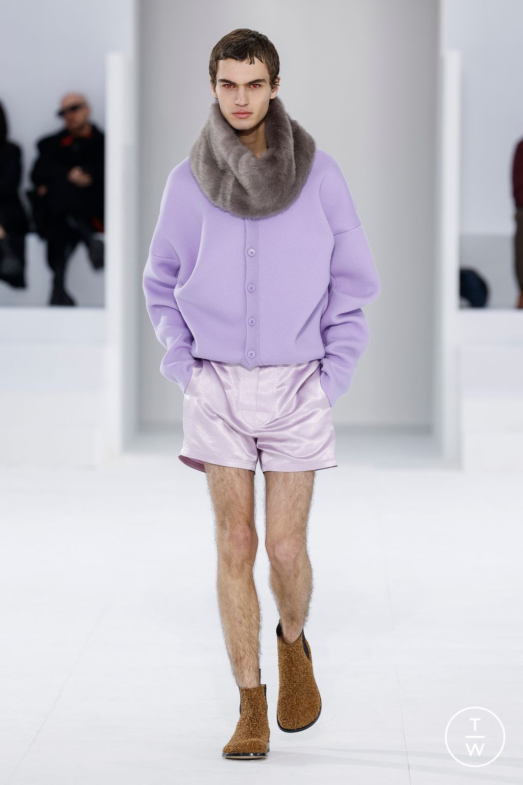 Fashion Week Paris Fall/Winter 2023 look 23 de la collection Loewe menswear