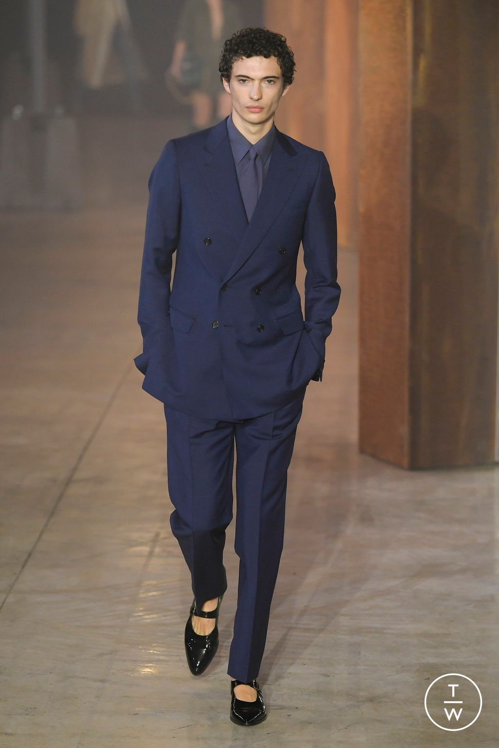 Fashion Week Milan Spring/Summer 2023 look 11 from the Bally collection 女装