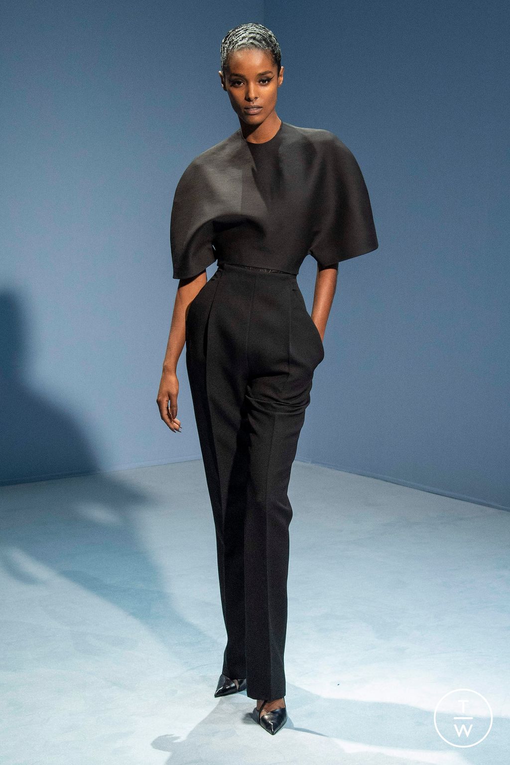 Fashion Week Paris Spring/Summer 2023 look 9 de la collection Jean Paul Gaultier couture