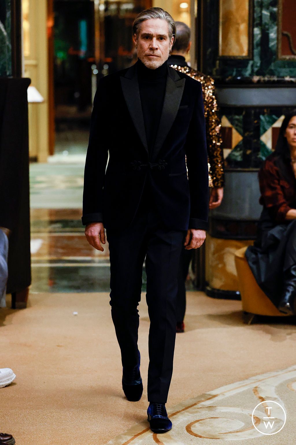 Fashion Week Milan Fall/Winter 2023 look 9 from the Billionaire collection 男装