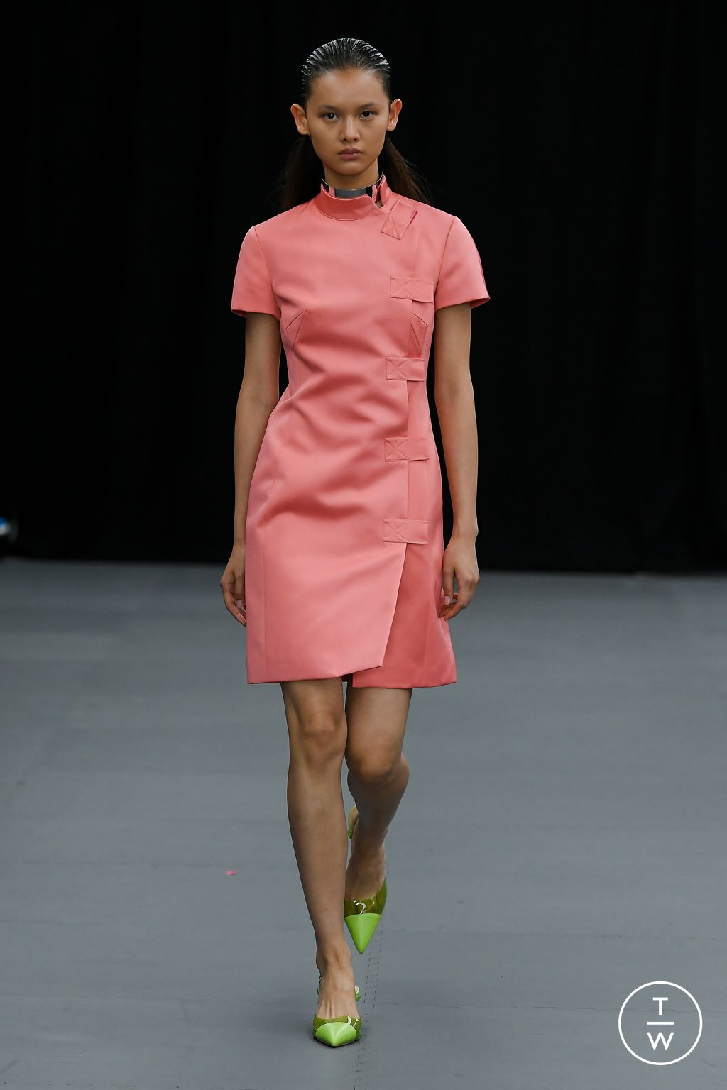 Fashion Week London Spring/Summer 2023 look 3 from the Huishan Zhang collection womenswear