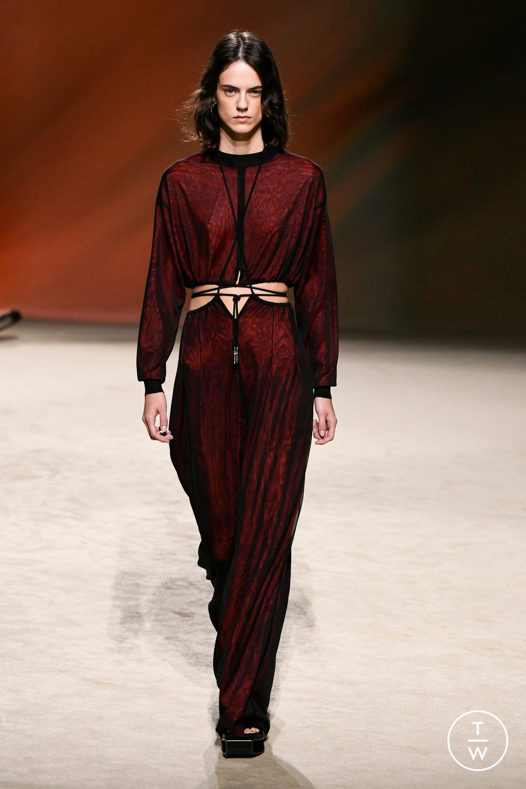 Fashion Week Paris Spring/Summer 2023 look 43 from the Hermès collection 女装