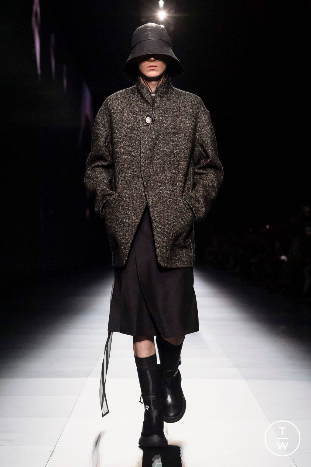 Fashion Week Paris Fall/Winter 2023 look 39 from the Dior Men collection 男装