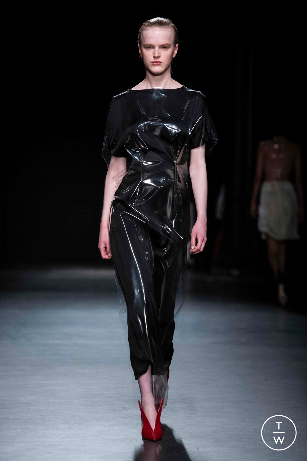 Fashion Week London Spring/Summer 2023 look 11 from the Christopher Kane collection womenswear