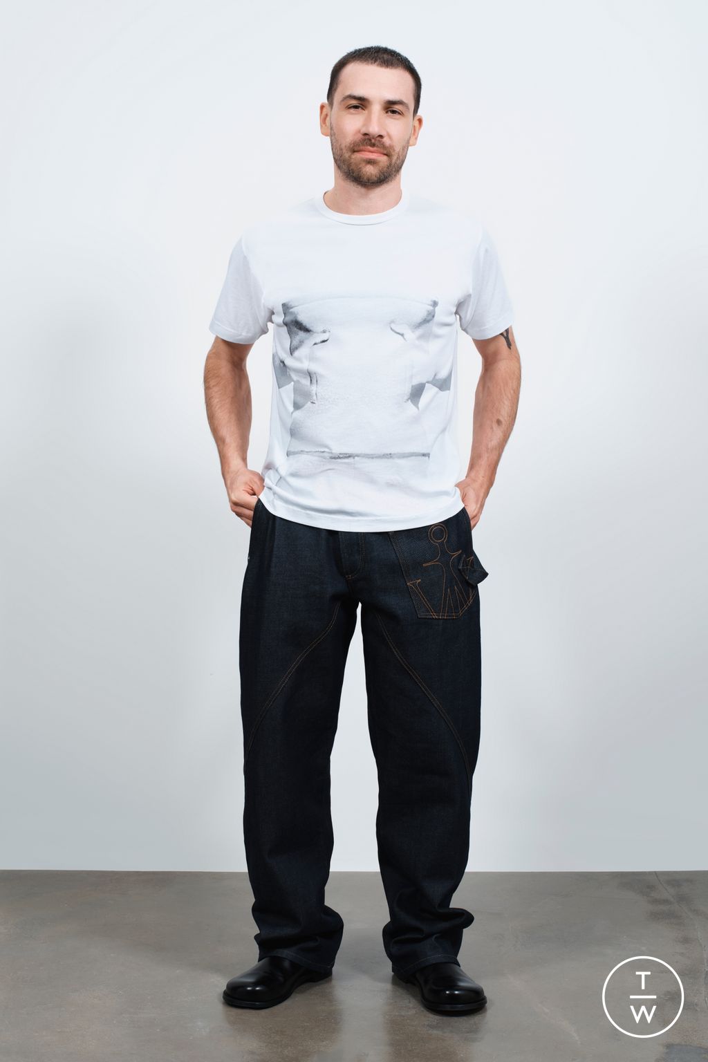 Fashion Week Paris Resort 2026 look 99 from the JW Anderson collection 女装