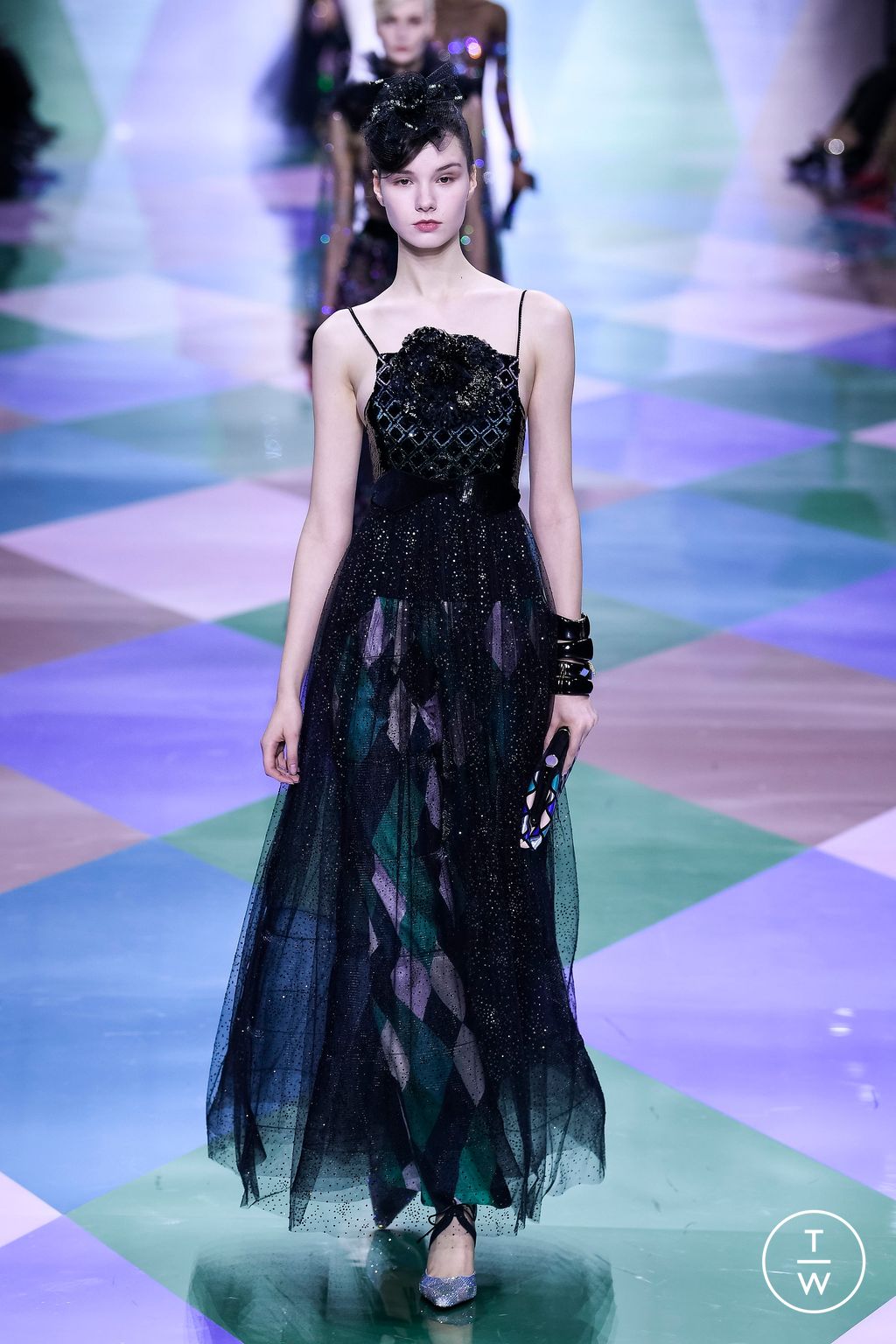 Fashion Week Paris Spring/Summer 2023 look 72 from the Giorgio Armani Privé collection couture