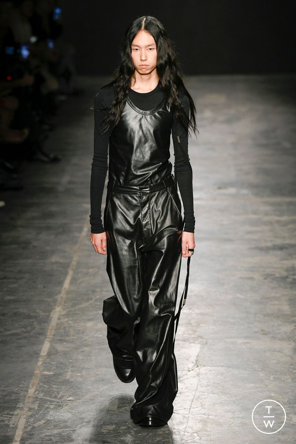 Fashion Week Paris Spring/Summer 2023 look 12 from the Ann Demeulemeester collection womenswear