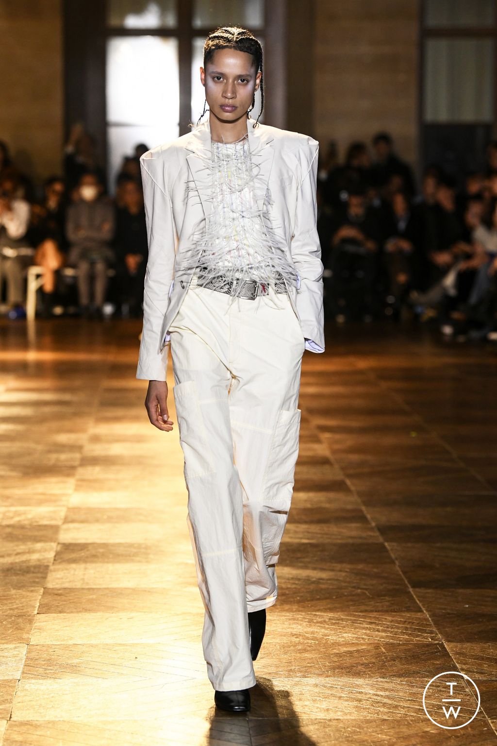 Fashion Week Paris Spring/Summer 2023 look 30 from the Koché collection 女装