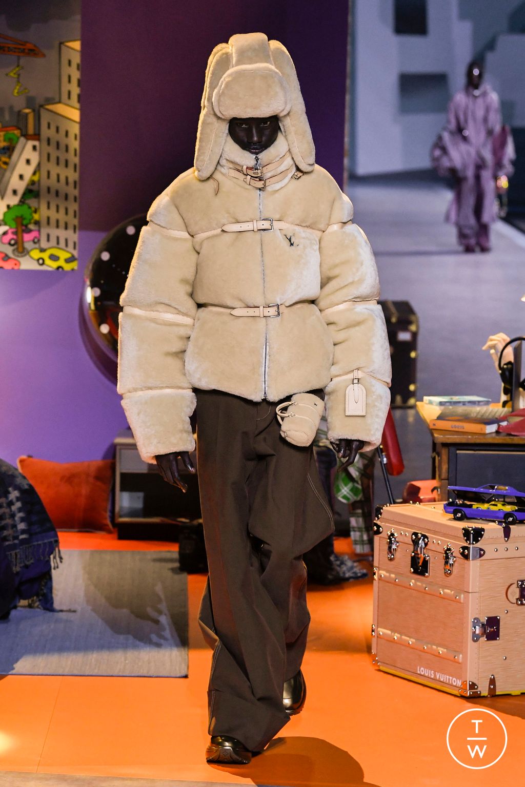 Fashion Week Paris Fall/Winter 2023 look 64 from the Louis Vuitton collection menswear