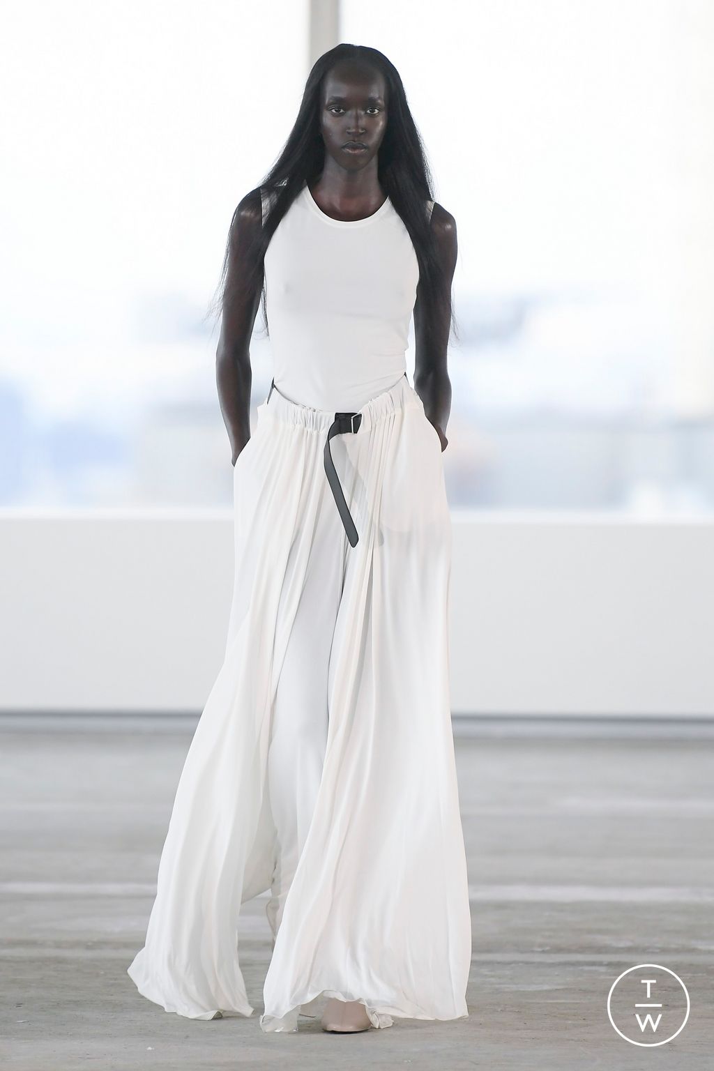 Fashion Week New York Spring/Summer 2023 look 12 from the Peter Do collection womenswear
