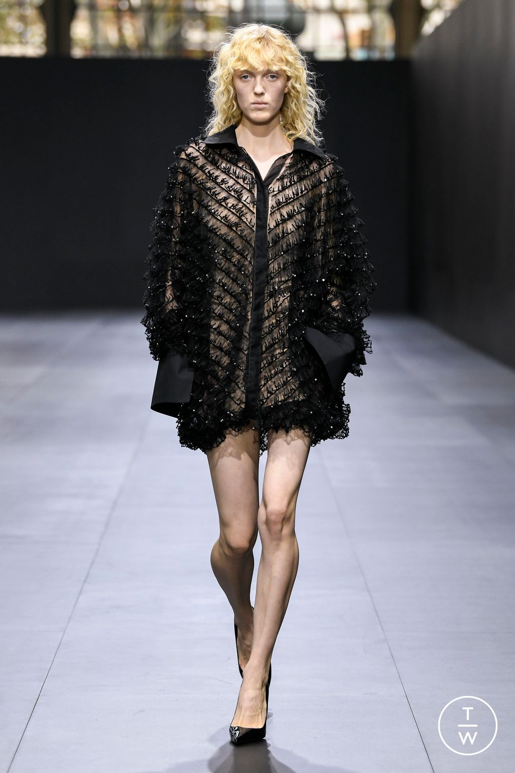 Fashion Week Paris Spring/Summer 2023 look 56 from the Valentino collection womenswear