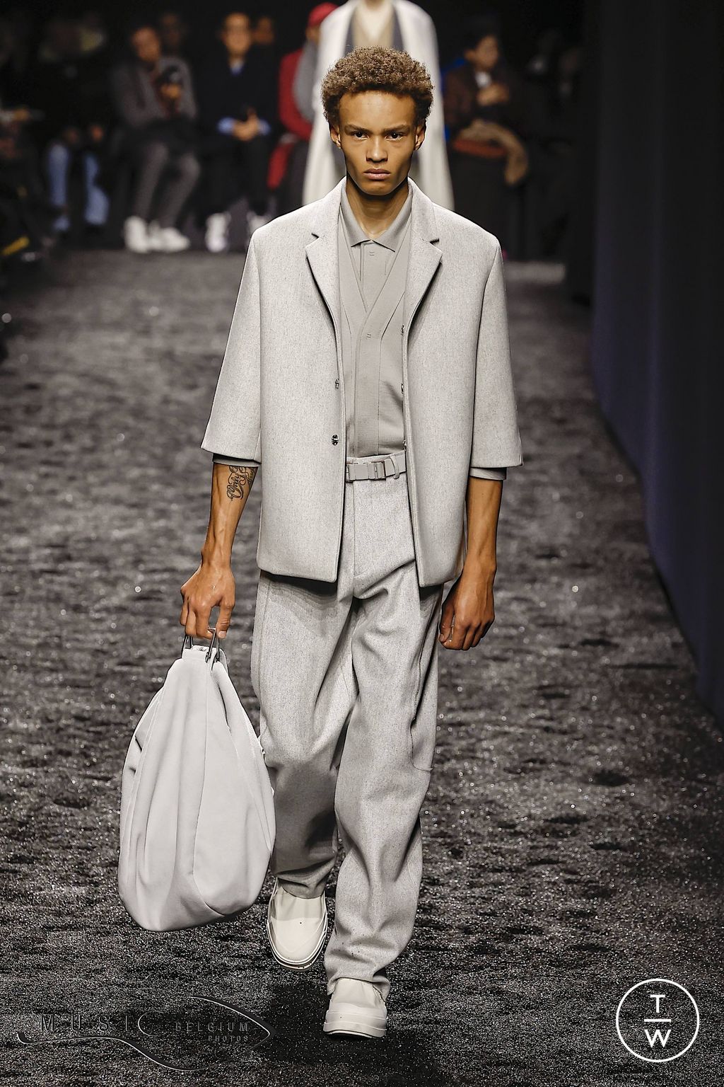 Fashion Week Milan Fall/Winter 2023 look 8 from the ZEGNA collection menswear