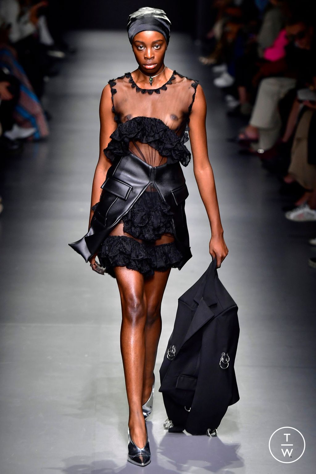 Fashion Week Milan Spring/Summer 2023 look 13 de la collection Tokyo James womenswear