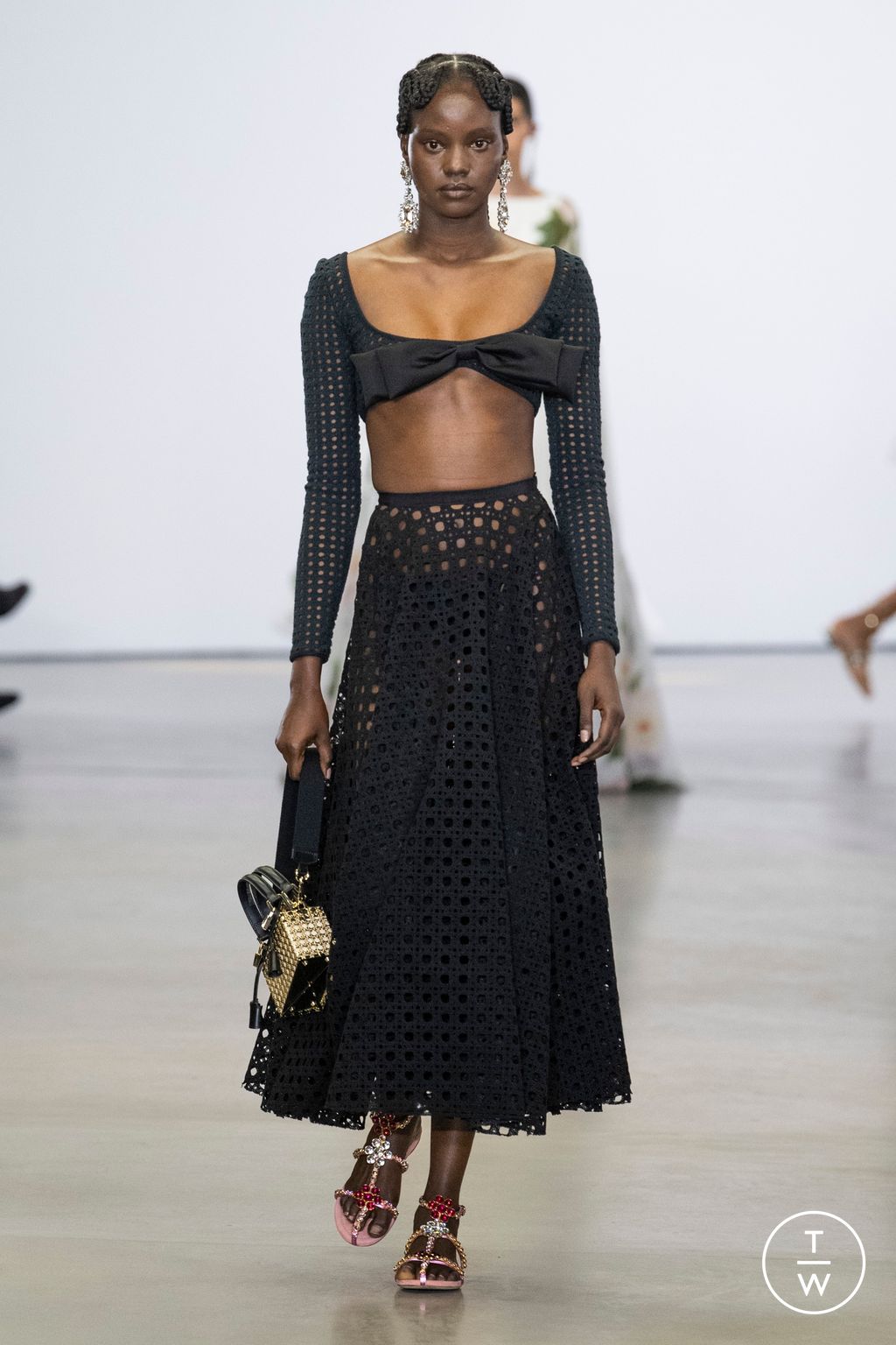 Fashion Week Paris Spring/Summer 2023 look 20 de la collection Giambattista Valli womenswear