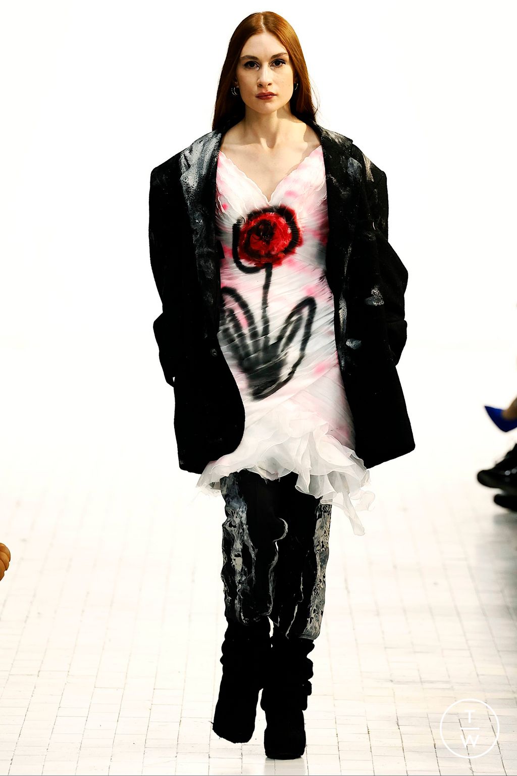 Fashion Week Milan Fall/Winter 2023 look 42 from the Simon Cracker collection 男装