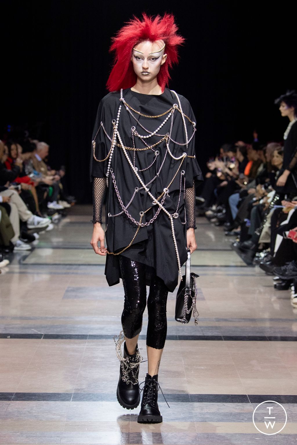 Fashion Week Paris Spring/Summer 2023 look 52 from the Junya Watanabe collection 女装