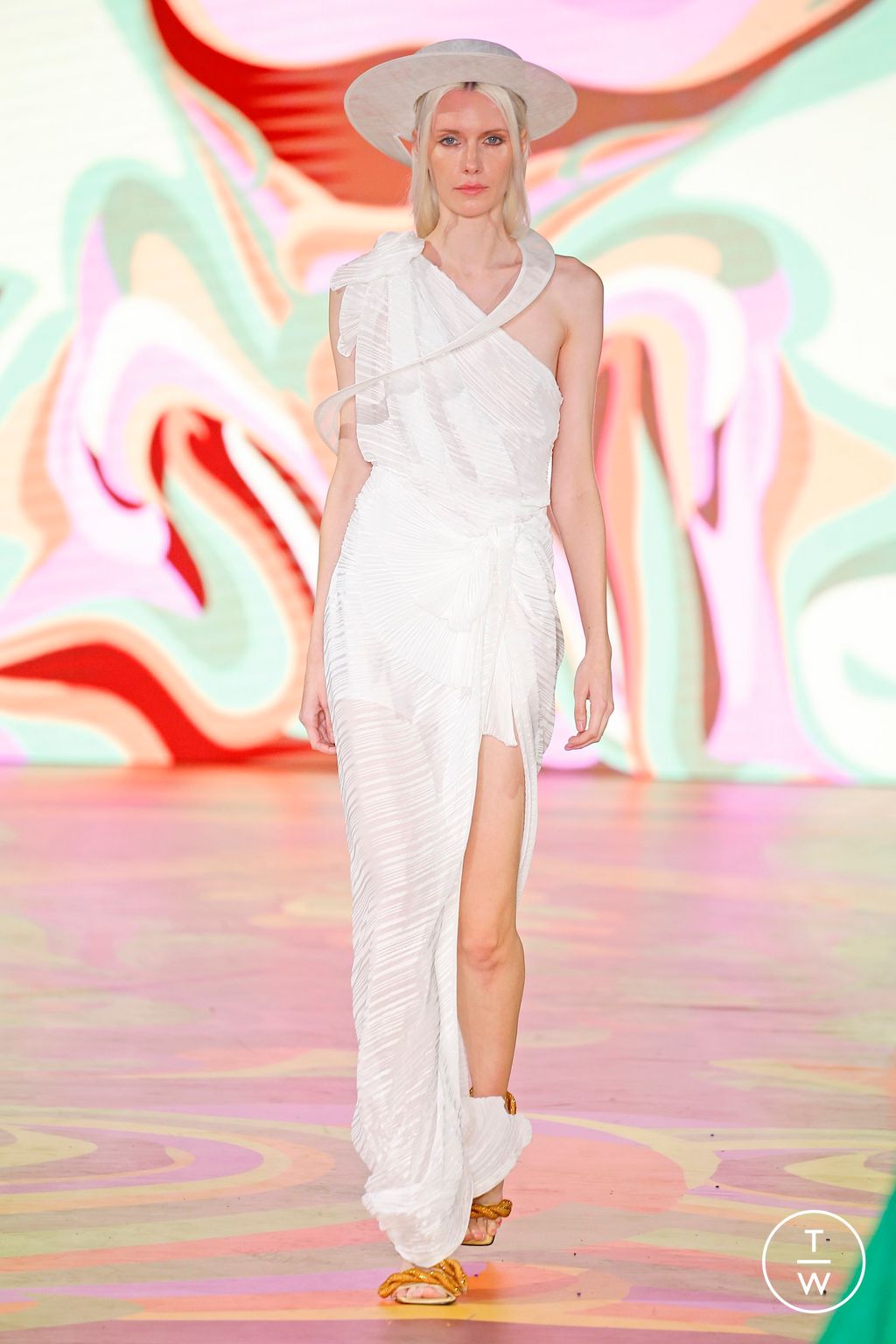 Fashion Week New York Spring/Summer 2023 look 38 from the Raisa Vanessa collection womenswear