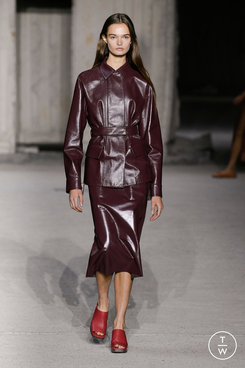 Fashion Week Milan Spring/Summer 2023 look 39 from the Tod's collection womenswear