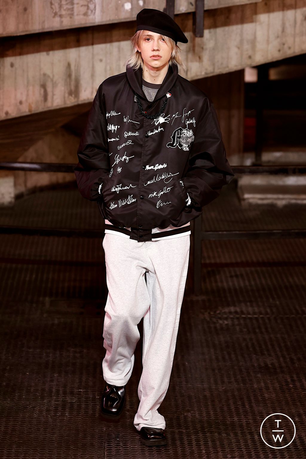 Fashion Week Milan Fall/Winter 2023 look 1 from the MSGM collection 男装