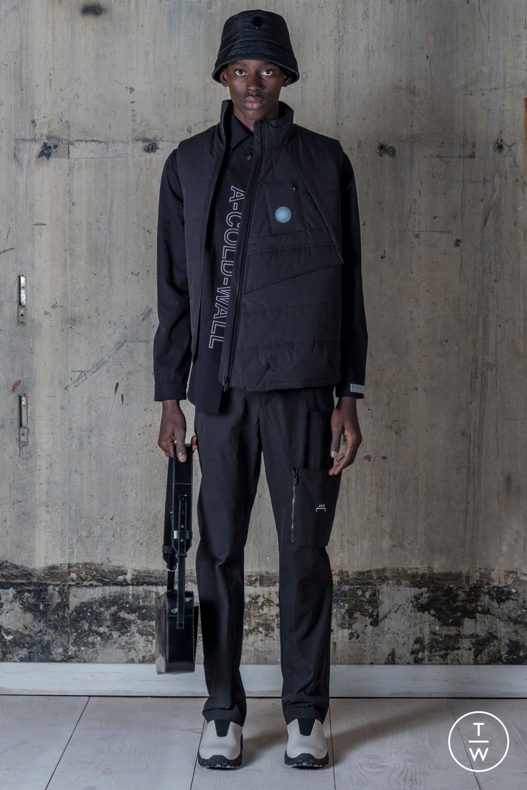 Fashion Week Milan Fall/Winter 2021 look 31 from the A Cold Wall collection 男装