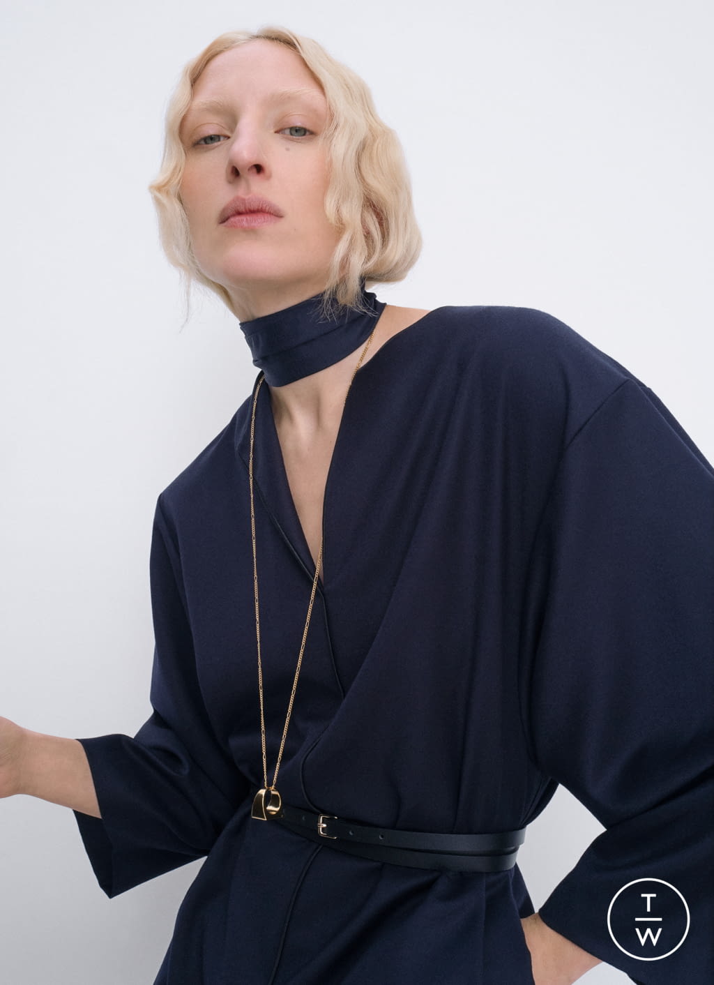 Fashion Week Paris Fall/Winter 2019 look 4 de la collection A.P.C. SUZANNE KOLLER INTERACTION #2 womenswear