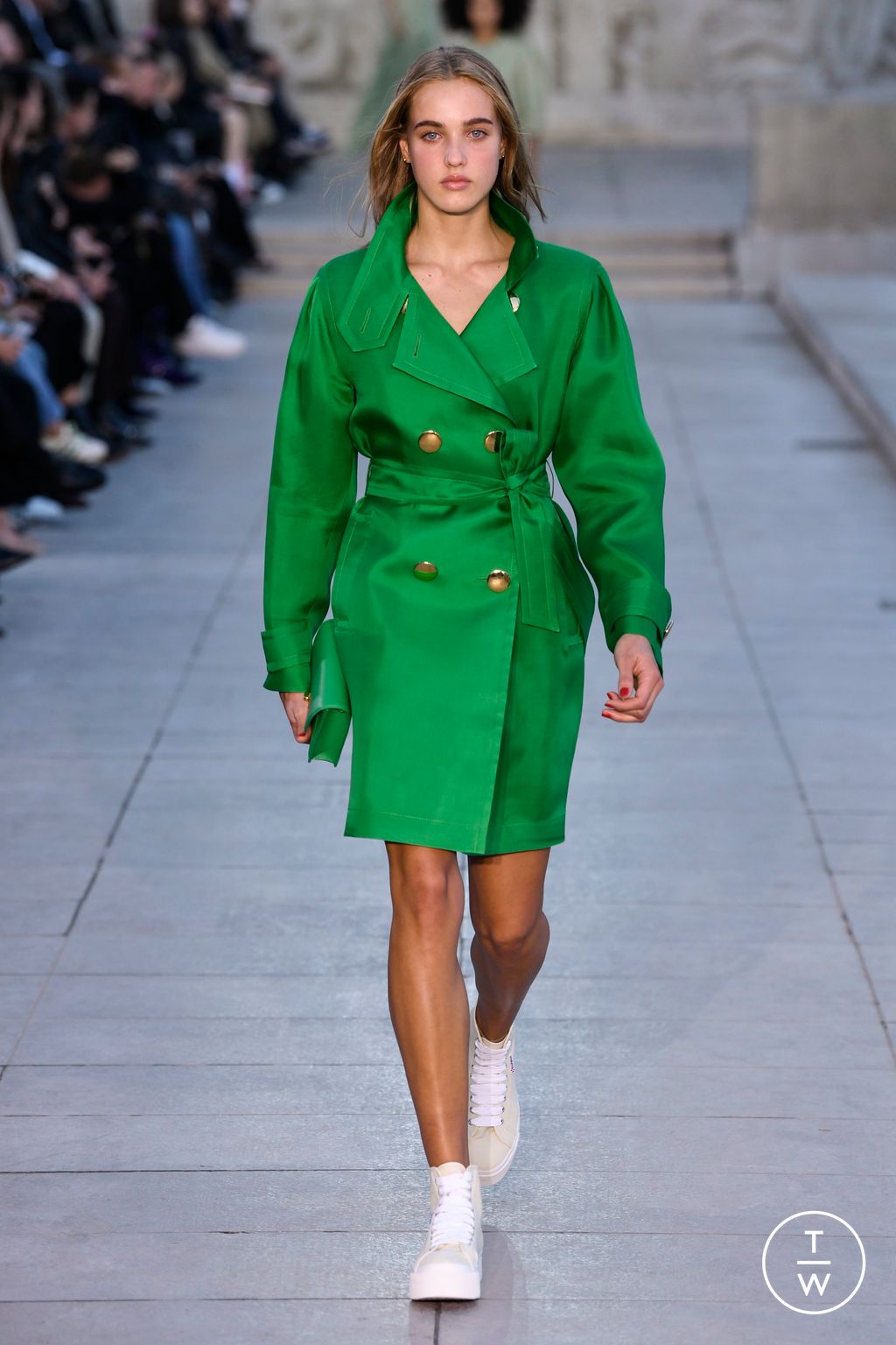 Fashion Week Paris Spring/Summer 2023 look 38 from the Akris collection womenswear