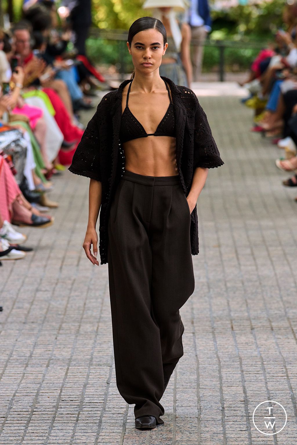Fashion Week New York Spring/Summer 2023 look 7 de la collection Adam Lippes womenswear
